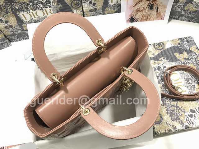 M0566 7L Lambskin 32 M0566 7L Lambskin 32