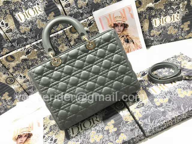 M0566 7L Lambskin 32 M0566 7L Lambskin 32