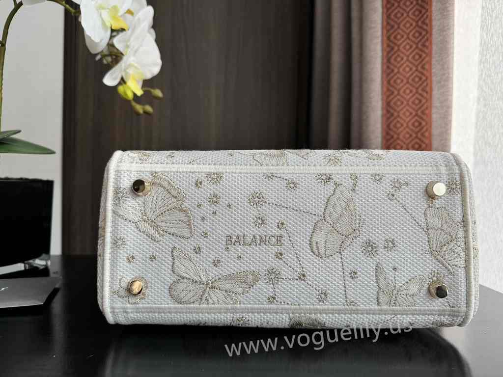 5L 6605 24 Embroidery 5L 6605 24 Embroidery