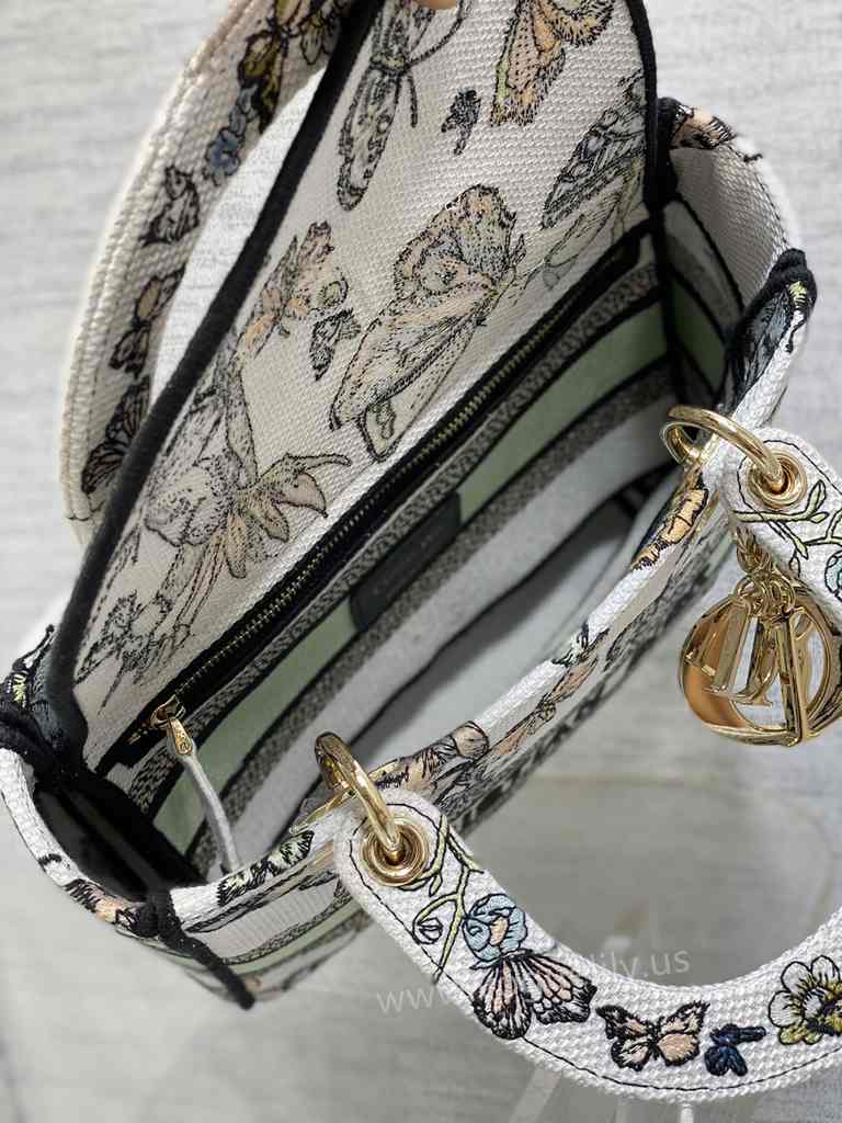 5L 6605 24 Embroidery 5L 6605 24 Embroidery