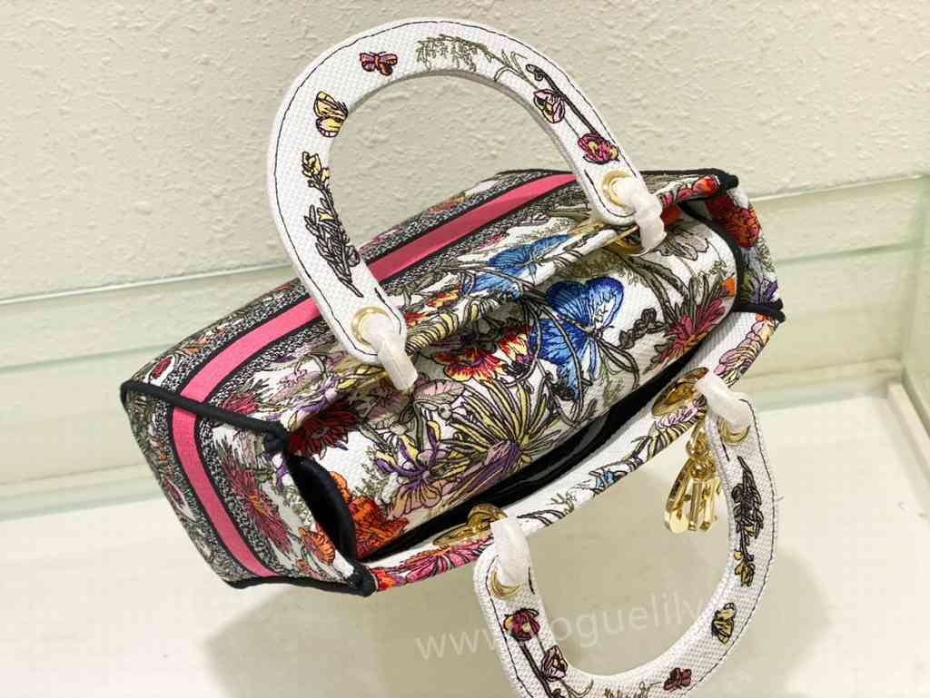 5L 6605 24 Embroidery 5L 6605 24 Embroidery