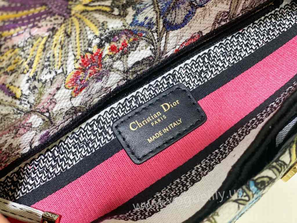 5L 6605 24 Embroidery 5L 6605 24 Embroidery