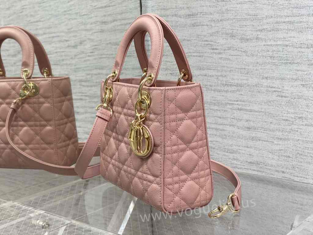 4L 6604 20 Caviar 4L 6604 20 Caviar