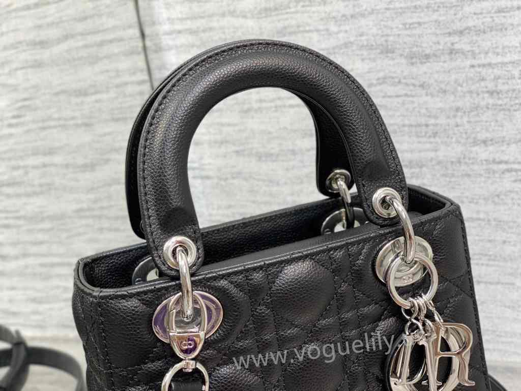 4L 6604 20 Caviar 4L 6604 20 Caviar