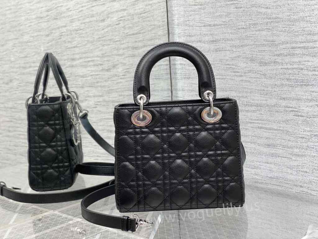4L 6604 20 Caviar 4L 6604 20 Caviar