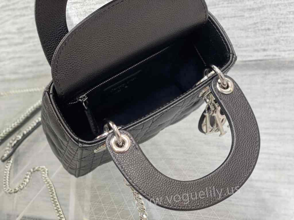 3L 6603 17 Caviar 3L 6603 17 Caviar