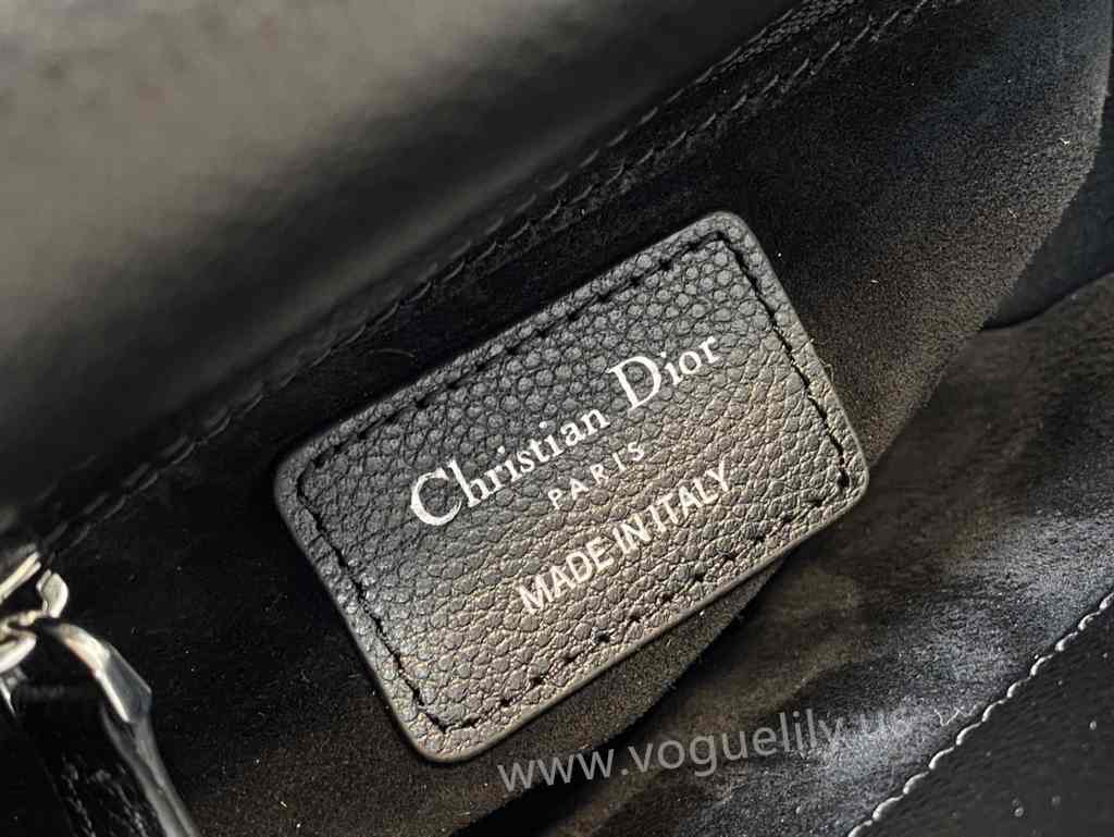 3L 6603 17 Caviar 3L 6603 17 Caviar