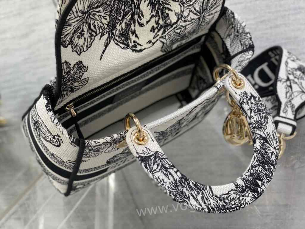 5L 6605 24 Embroidery 5L 6605 24 Embroidery