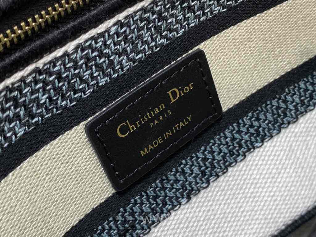 5L 6605 24 Embroidery 5L 6605 24 Embroidery