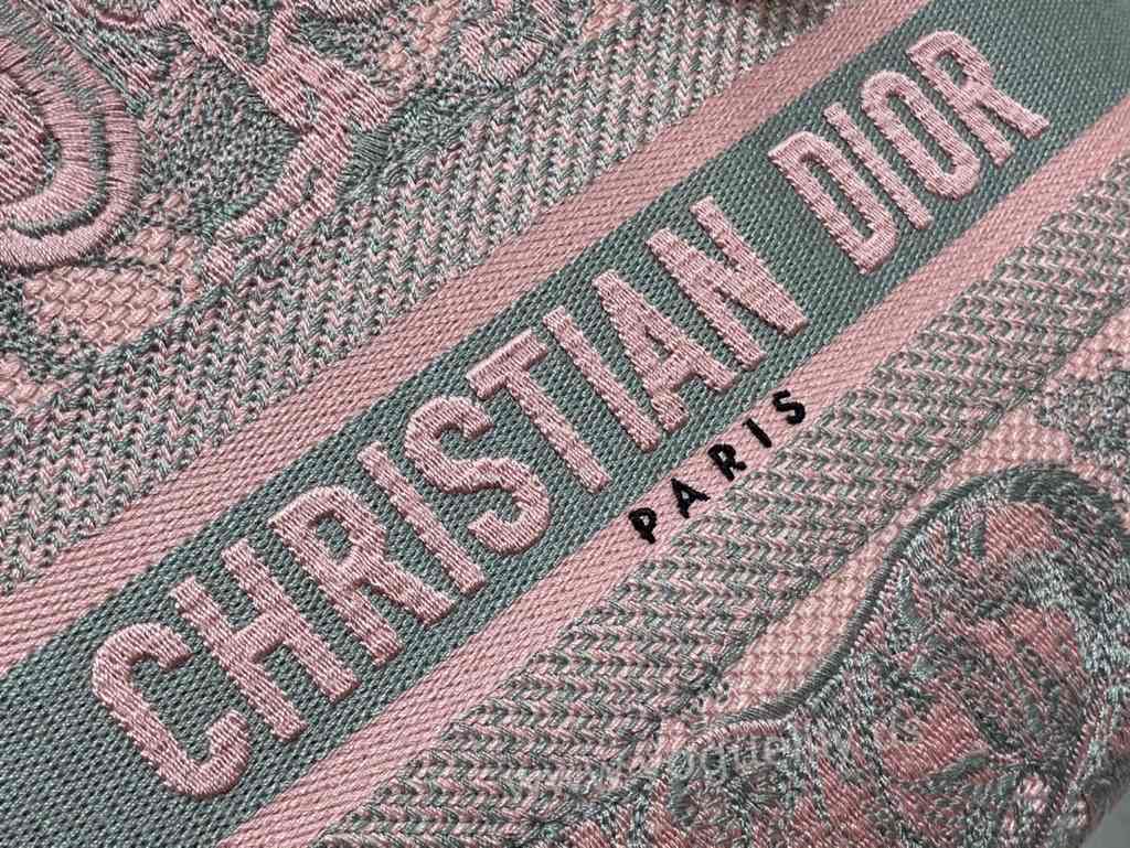 5L 6605 24 Embroidery 5L 6605 24 Embroidery