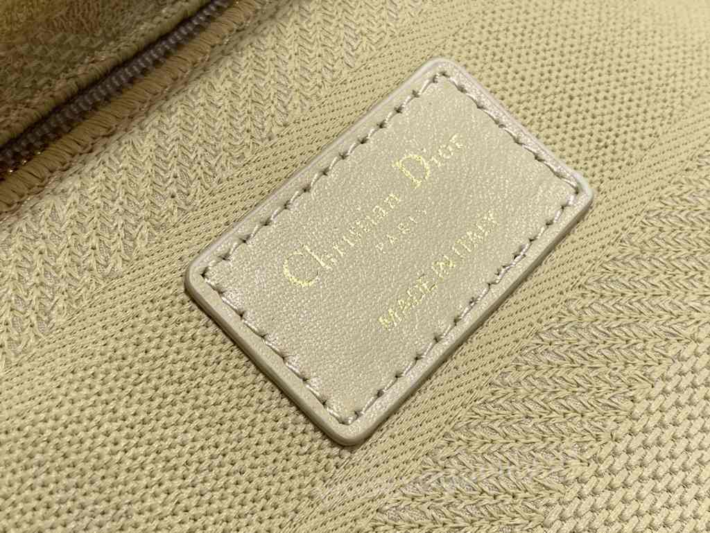 5L 6605 24 Embroidery 5L 6605 24 Embroidery