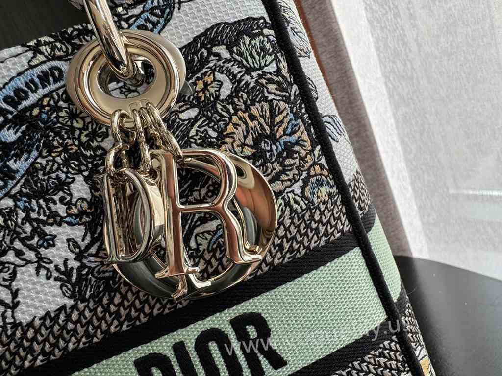 5L 6605 24 Embroidery 5L 6605 24 Embroidery