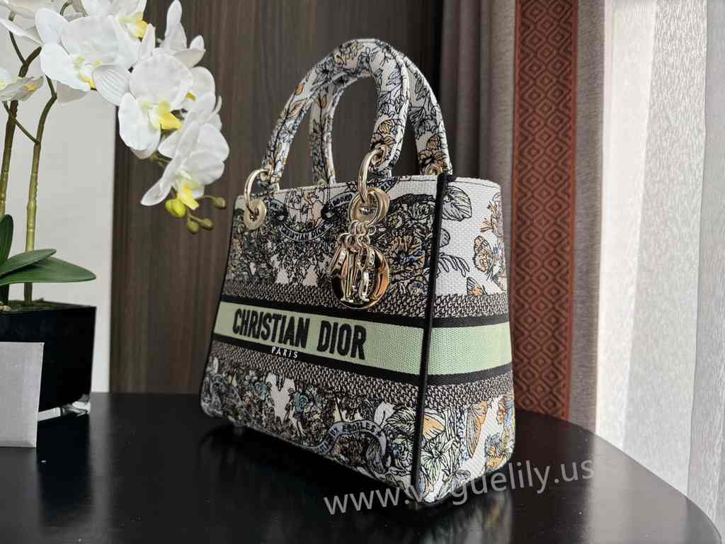 5L 6605 24 Embroidery 5L 6605 24 Embroidery