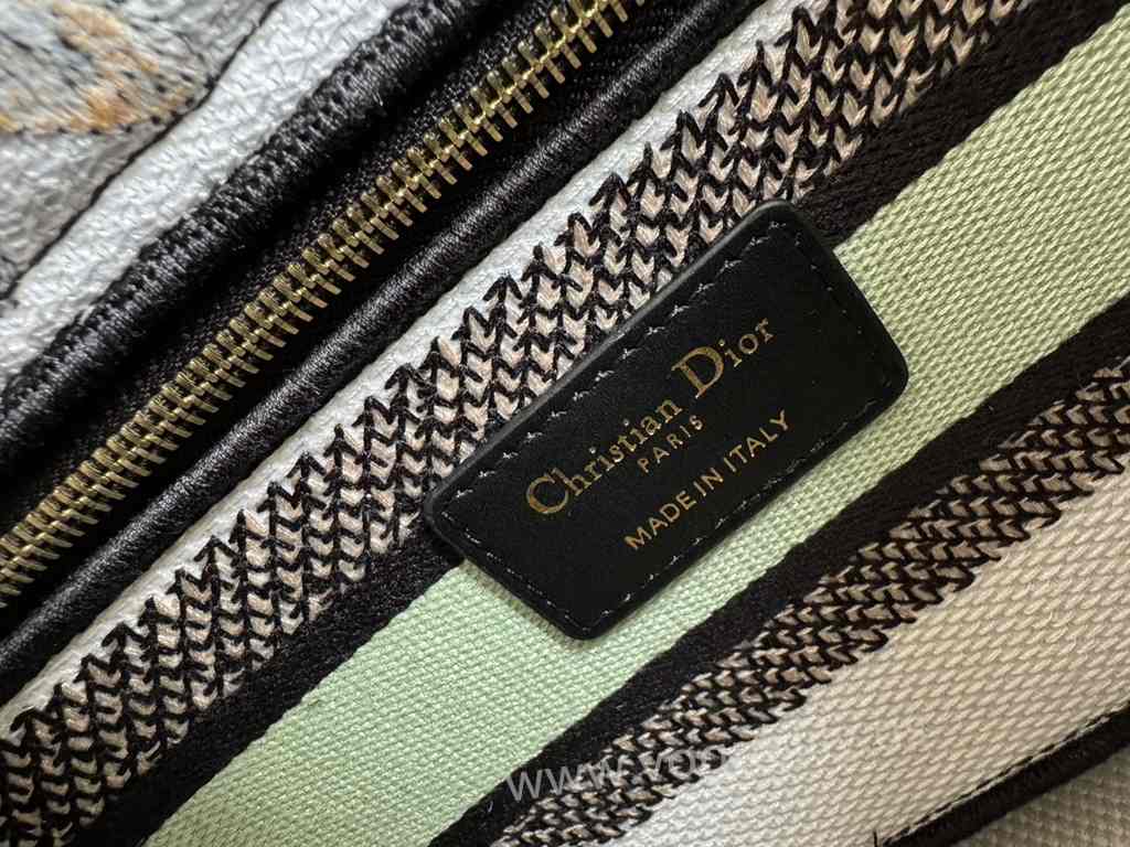 5L 6605 24 Embroidery 5L 6605 24 Embroidery