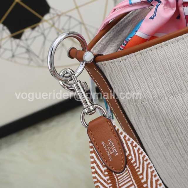 Bucket Bag 22 Bucket Bag 22