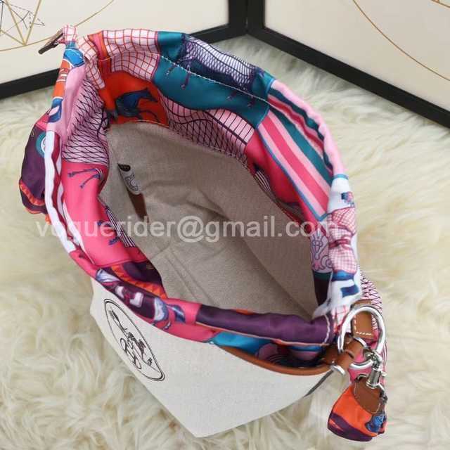 Bucket Bag 22 Bucket Bag 22