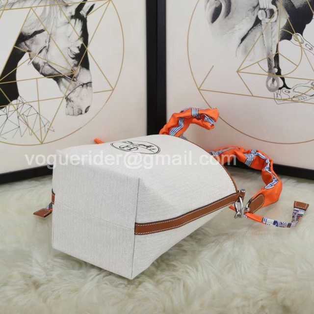 Bucket Bag 22 Bucket Bag 22