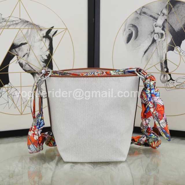 Bucket Bag 22 Bucket Bag 22