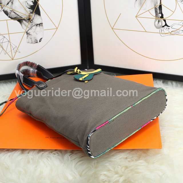 Bucket Bag 29 Bucket Bag 29