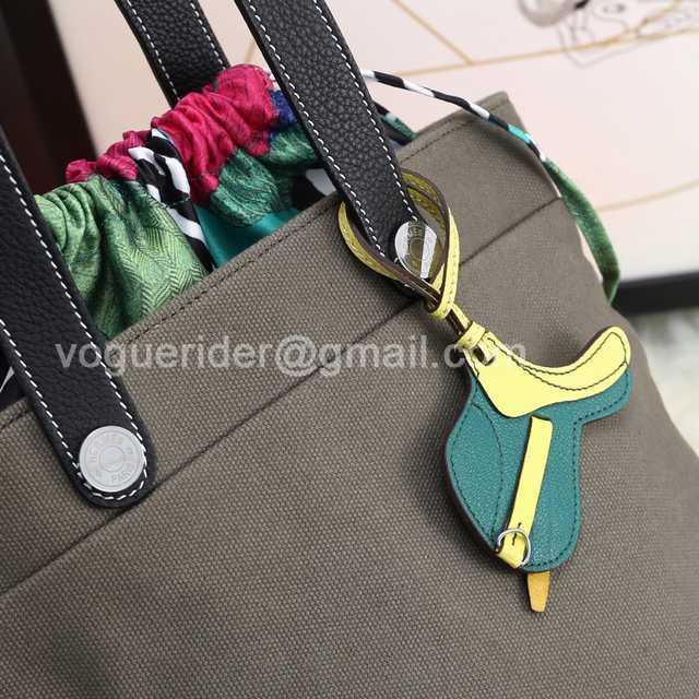 Bucket Bag 29 Bucket Bag 29