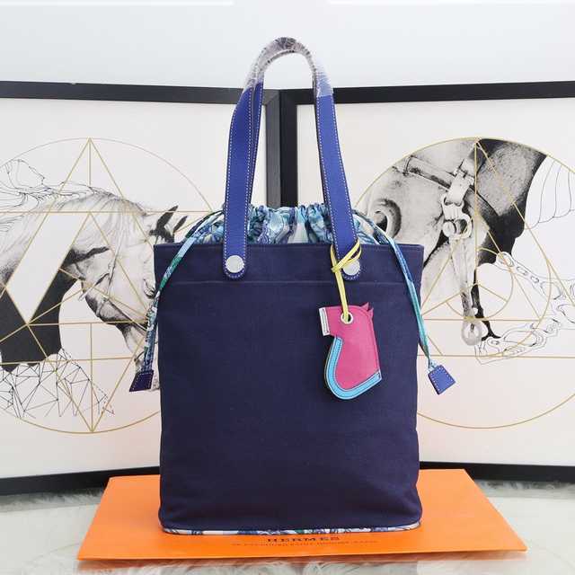 Bucket Bag 29