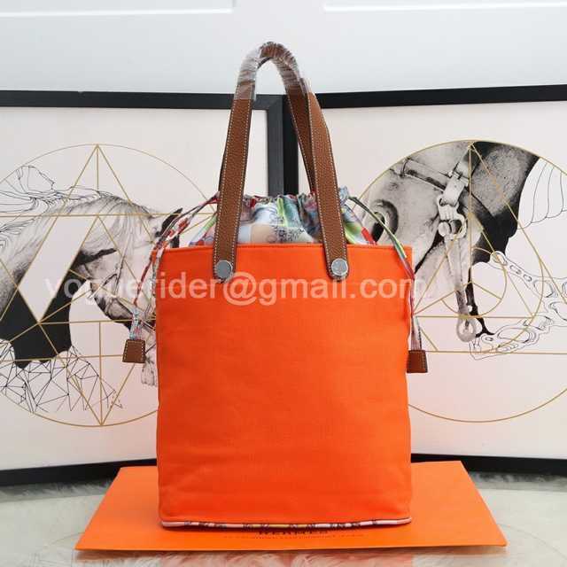 Bucket Bag 29 Bucket Bag 29