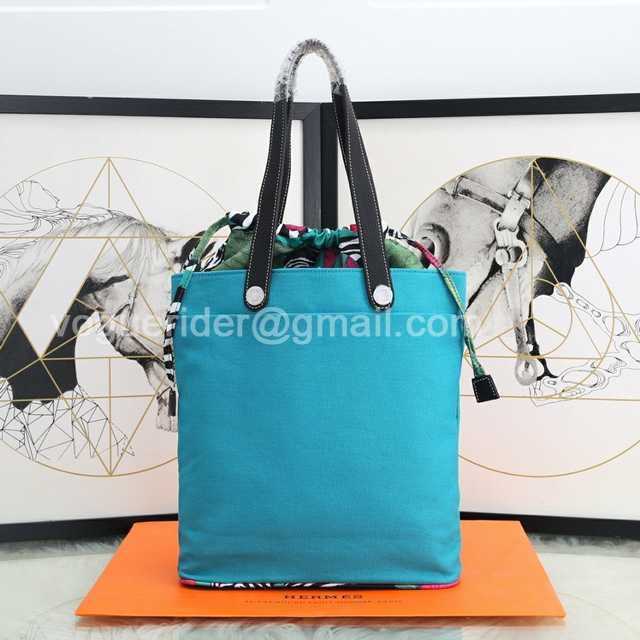 Bucket Bag 29 Bucket Bag 29