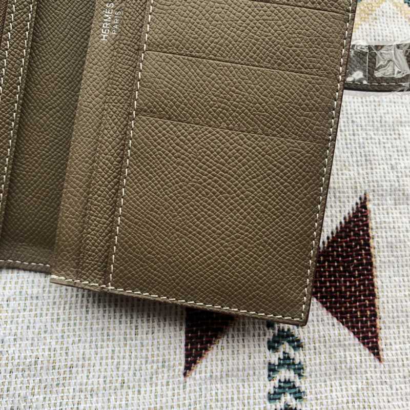 Bearn H Epsom Wallet 17 Bearn H Epsom Wallet 17