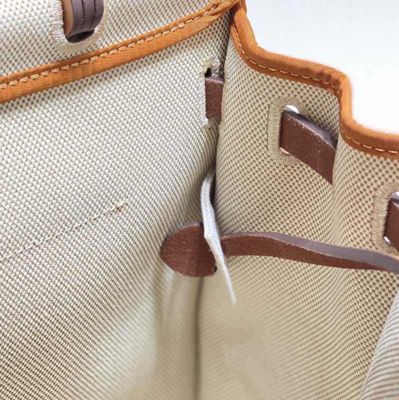Herbag Zip 31 Exterior Stitches Herbag Zip 31 Exterior Stitches
