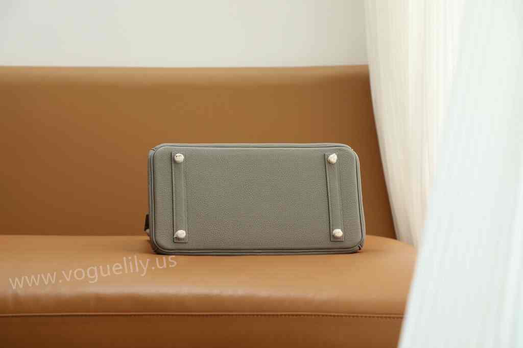 Togo 30 code:gris asphalte m8 Togo 30 code:gris asphalte m8
