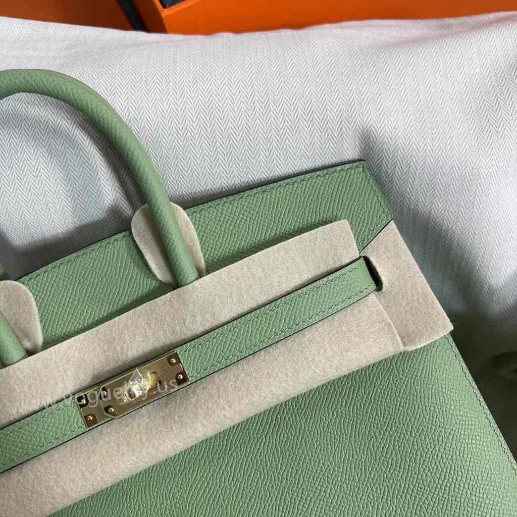 Epsom 25 sellier code:Vert Criquet 3i Epsom 25 sellier code:Vert Criquet 3i
