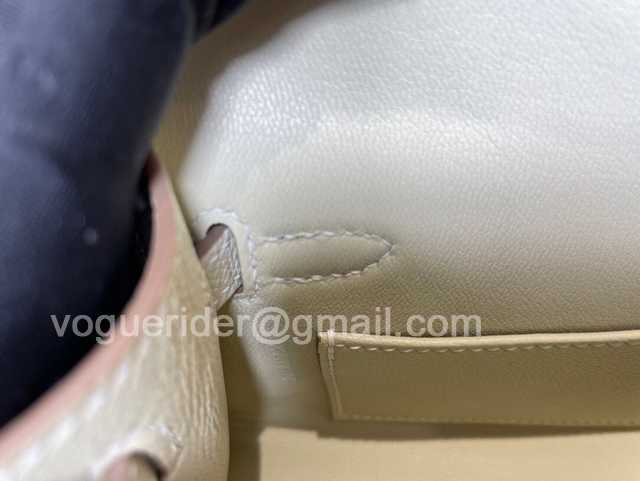 Mini II Epsom 19 Mini II Epsom 19