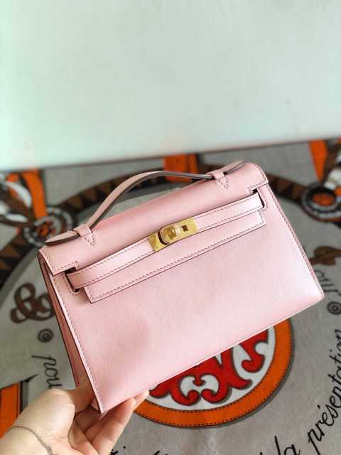 Mini Pochette Swift 22