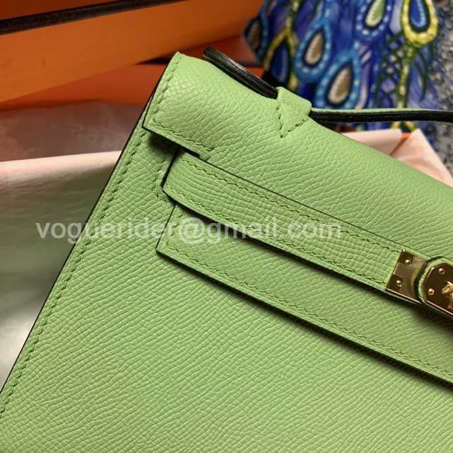 Mini I Epsom 22 Handwork Mini I Epsom 22 Handwork