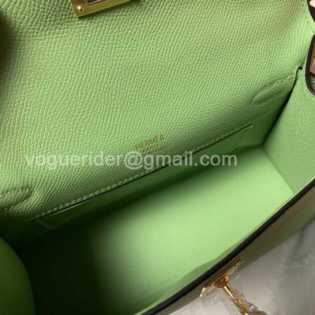 Mini I Epsom 22 Handwork Mini I Epsom 22 Handwork