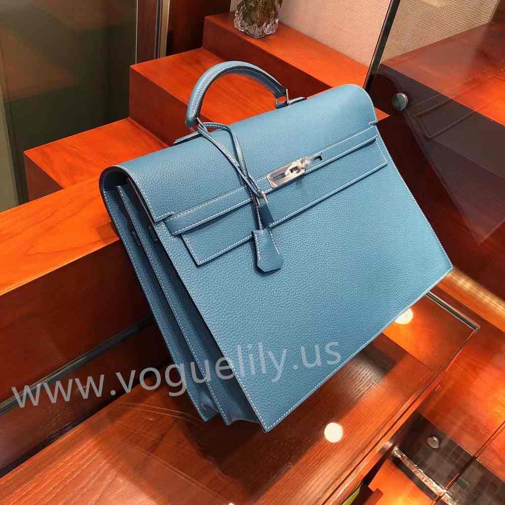 Briefcase Togo 38 Code:bleu jean 75 Briefcase Togo 38 Code:bleu jean 75