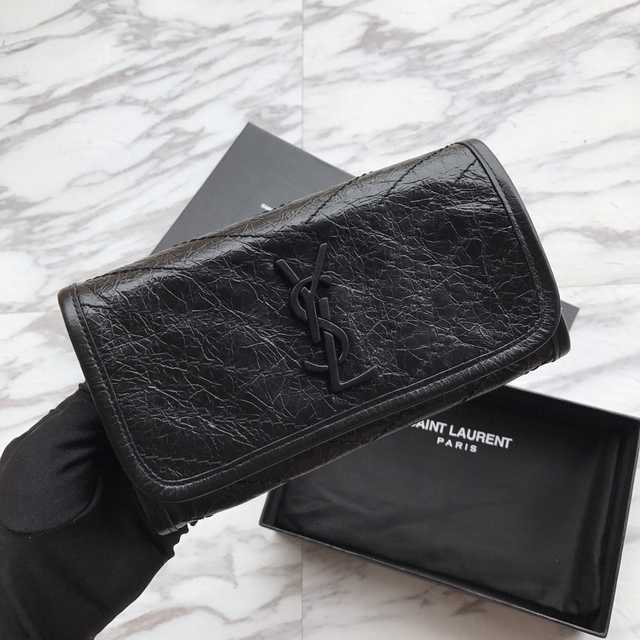 583552 Nikki Wallet 20