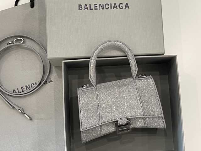BA127 Hourglass XS 19 Matte Silver