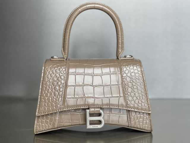 BA127 Hourglass S 23 Alligator texture