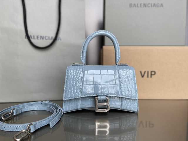 BA127 Hourglass XS 19 Alligator texture