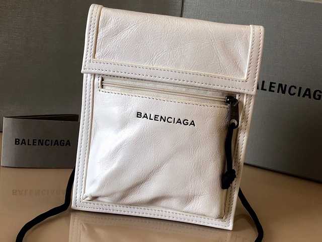 BA801 Cigarette Bag 19