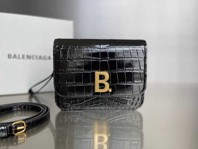 BA217 B Bag 18
