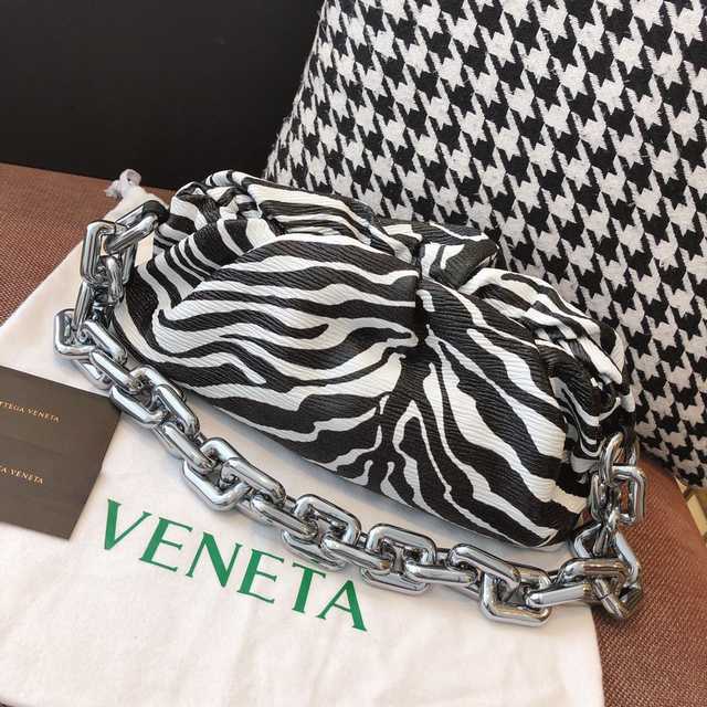 Chain Pouch wv96126 31