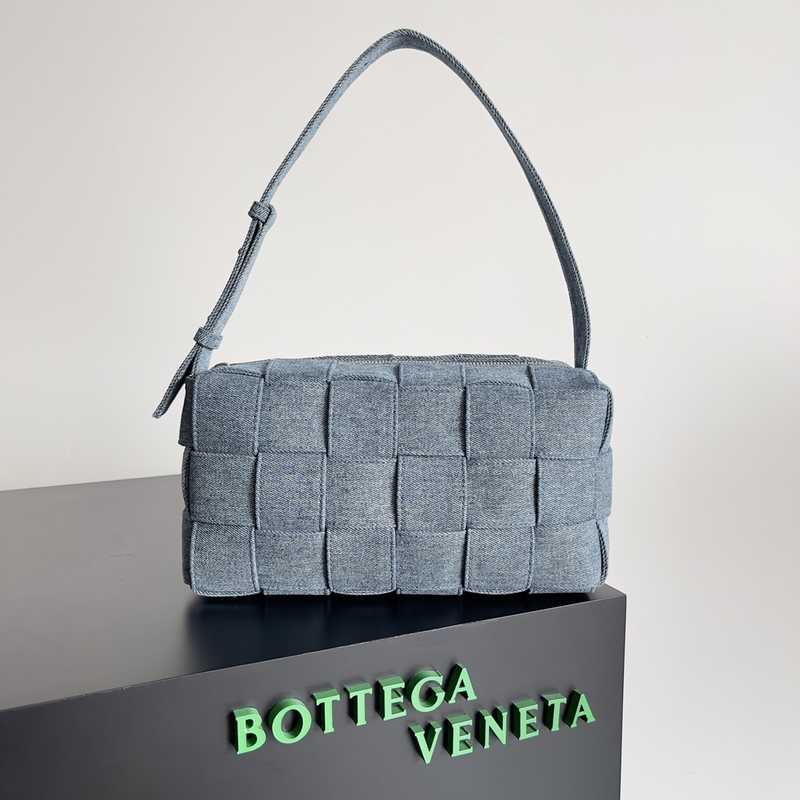 Brick Cassette 24 70390 Denim