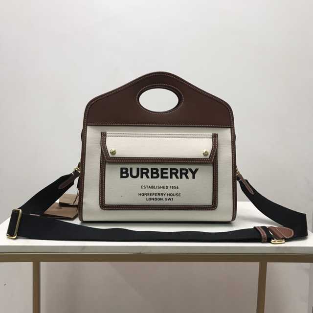 80367841 Burberry 31