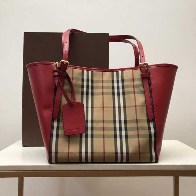 6788 Burberry 28