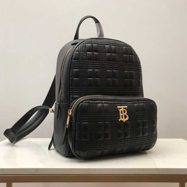 80169011 Burberry 32