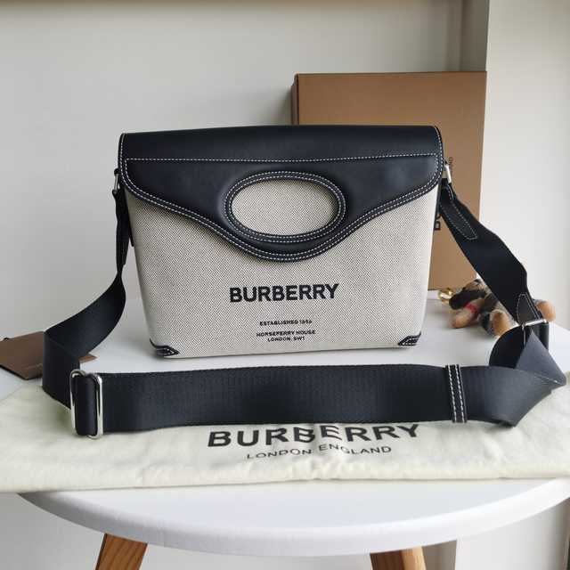 Burberry Horferry 32