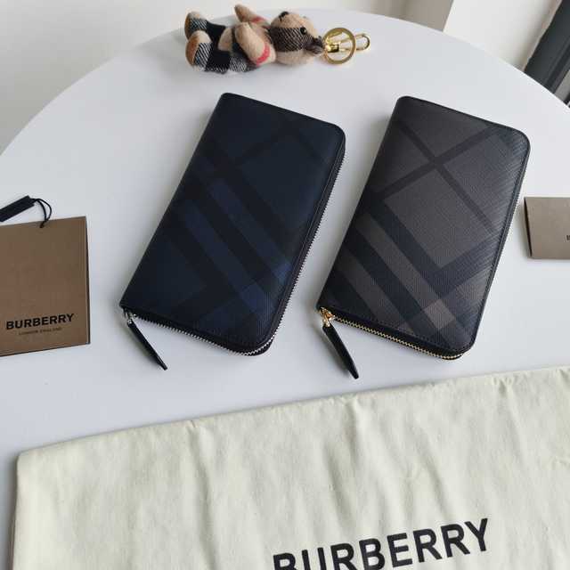 Burberry Wallet 20