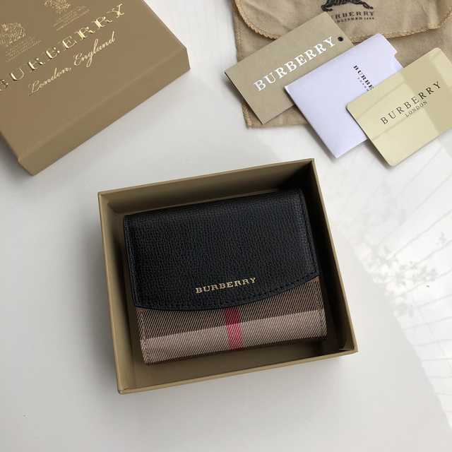 40482601 Burberry Wallet 11